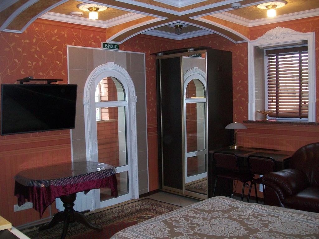Athome Суми Екстериор снимка